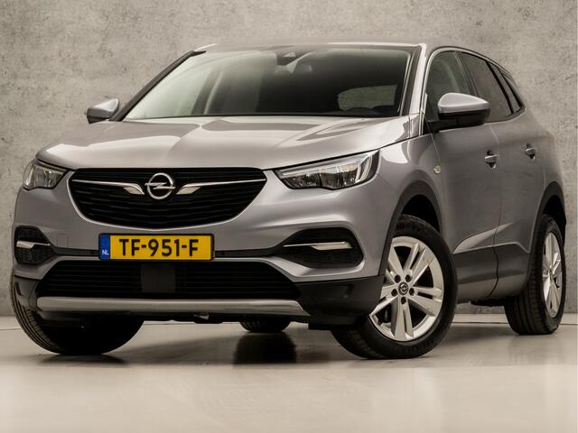 Opel Grandland X 1.2 Turbo Sport (APPLE CARPLAY, GROOT NAVI, LEDER, CLIMATE, SPORTSTOELEN, KEYLESS, LANE ASSIST, PARKEERSENSOREN, NIEUWSTAAT)