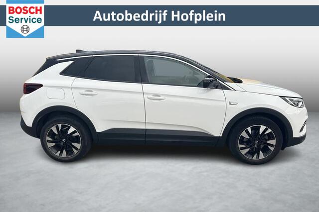 Opel Grandland X 1.2 Turbo 130pk Innovation | Navigatie | AGR-Stoelen | LM-Velgen | Carplay | Camera | | Stuur- en Stoelverwarming | Dode hoek Detectie | Trekgewicht 1400kg ( Vestiging Vianen Tel: 0347-371248 )