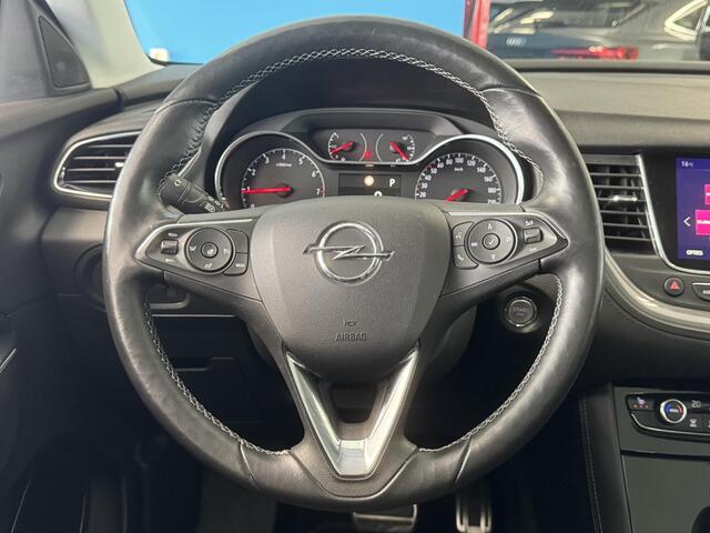 Opel Grandland X 1.2 Turbo 130pk Innovation | Navigatie | AGR-Stoelen | LM-Velgen | Carplay | Camera | | Stuur- en Stoelverwarming | Dode hoek Detectie | Trekgewicht 1400kg ( Vestiging Vianen Tel: 0347-371248 )