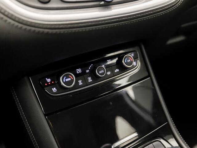 Opel Grandland X 1.2 Turbo Sport (APPLE CARPLAY, LEDER, MEMORY SEATS, STOELVERWARMING/KOELING, TREKHAAK, SPORTSTOELEN, 360 CAMERA, GETINT GLAS, KEYLESS, NIEUWE APK, NIEUWSTAAT)