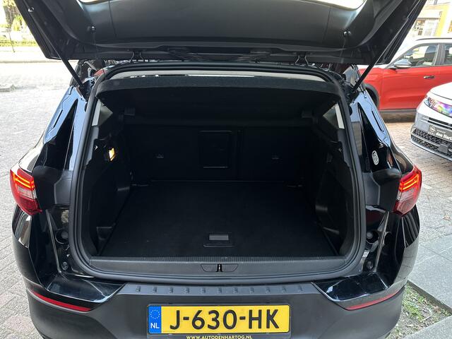 Opel Grandland X 1.2 Turbo Business Executive ECC/ CAMERA / Sensoren.