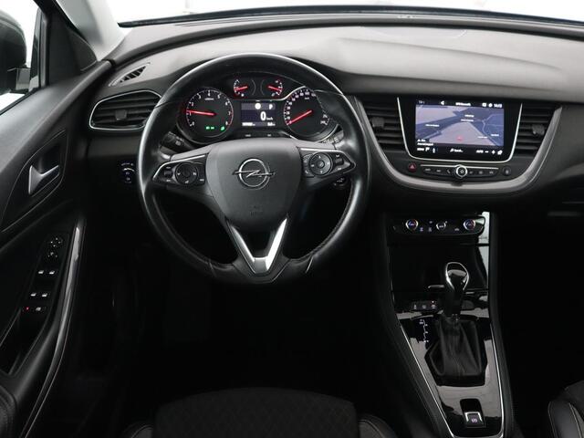 Opel Grandland X 1.2 Turbo Executive | Automaat | Carplay | Full LED | Comfortstoelen | Camera | Navigatie | Climate control | Keyless | Parkeerhulp | Cruise control