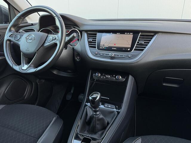 Opel Grandland X 1.2 Turbo Innovation Carplay/18inch.