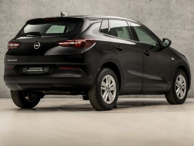 Opel Grandland X 1.2 Turbo Elegance Automaat (APPLE CARPLAY, GROOT NAVI, LM VELGEN, SPORTSTOELEN, CRUISE, PARKEERSENSOREN, NIEUWE APK, NIEUWSTAAT)