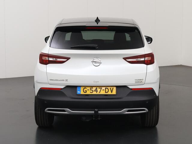 Opel Grandland X 1.6 Turbo Innovation | Trekhaak | Navigatie | Parkeercamera 360° | Stoelverwarming / koeling| Keyless Go | Denon Sound |
