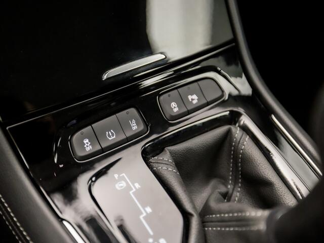 Opel Grandland X 1.2 Turbo Sport Automaat (APPLE CARPLAY, GROOT NAVI, LM VELGEN, SPORTSTOELEN, LED KOPLAMPEN, PARKEERSENSOREN, CRUISE, ELEK PAKKET, NIEUWSTAAT)