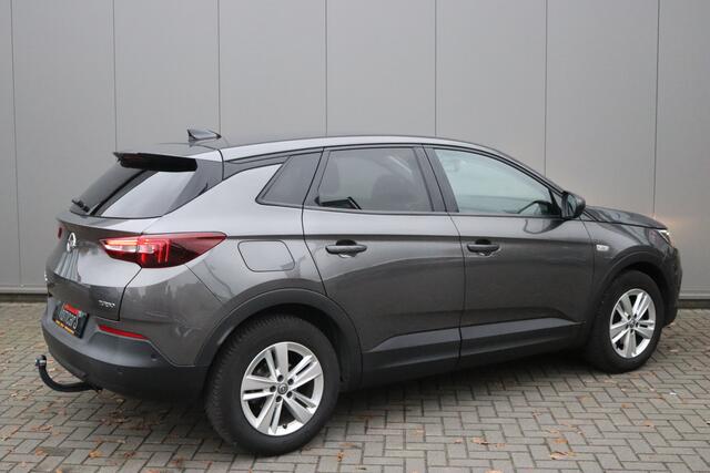 Opel Grandland X 1.2 Turbo 130PK Automaat Business Trekhaak/Camera/Navigatie/Parkeerhulp
