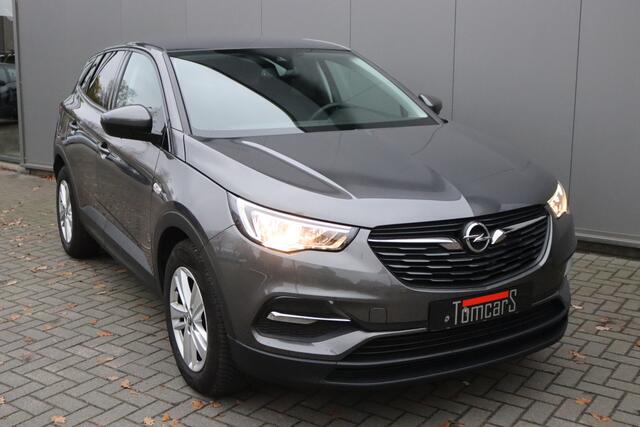 Opel Grandland X 1.2 Turbo 130PK Automaat Business Trekhaak/Camera/Navigatie/Parkeerhulp
