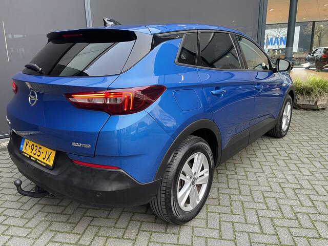 Opel Grandland X 1.2 Turbo Business Edition Achteruitrijcamera - Cruise control - Airco - Apple carplay - Alarm klasse 1 - Bluetooth - Parkeersensoren voor en achter - navigatiesysteem - Radio - Start/stop systeem - Stuur multifunctio