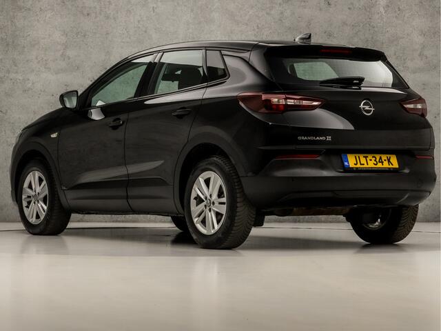 Opel Grandland X 1.2 Turbo Sport Automaat (APPLE CARPLAY, GROOT NAVI, PARKEERSENSOREN, SPORTSTOELEN, CRUISE, LANE ASSIST, NIEUWSTAAT)