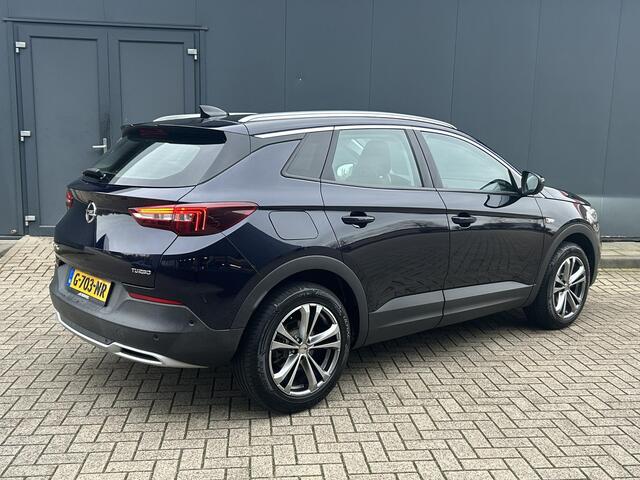 Opel Grandland X 1.6 Turbo 180 pk Innovation / Automaat / Trekhaak Afneembaar 1600KG / Winterwielen set origineel inbegrepen / Navigatie / Cruise Control / Dodehoekherkenning / Climate Control / Android&Apple Carplay / Bluetooth