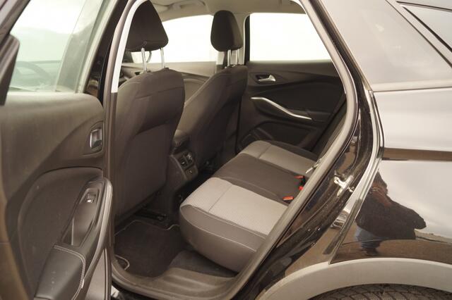 Opel Grandland X 1.2 Turbo 130pk Automaat Online Edition -NAVI-PDC-