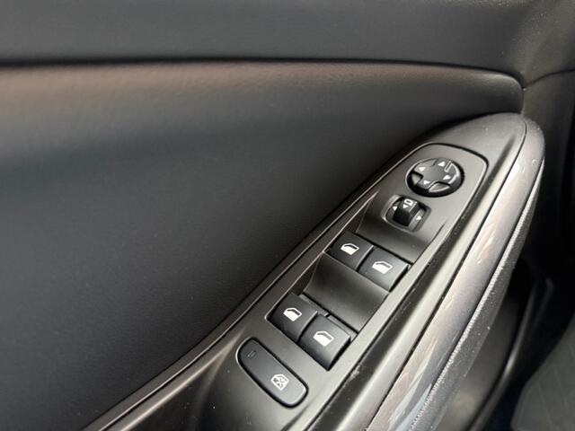 Opel Grandland X 1.2 Turbo Bus. Ex. 131PK PANORAMADAK / CAMERA / SPORTSTOELEN / 1