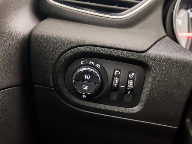 Opel Grandland X 1.2 Turbo Innovation Automaat (APPLE CARPLAY, GROOT NAVI, 360 CAMERA, KEYLESS, LEDER, SPORTSTOELEN, GETINT GLAS, ELEK ACHTERKLEP, NIEUWSTAAT)