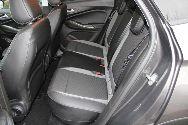 Opel Grandland X 1.6 T Hybride Innovation 300 pk 4x4