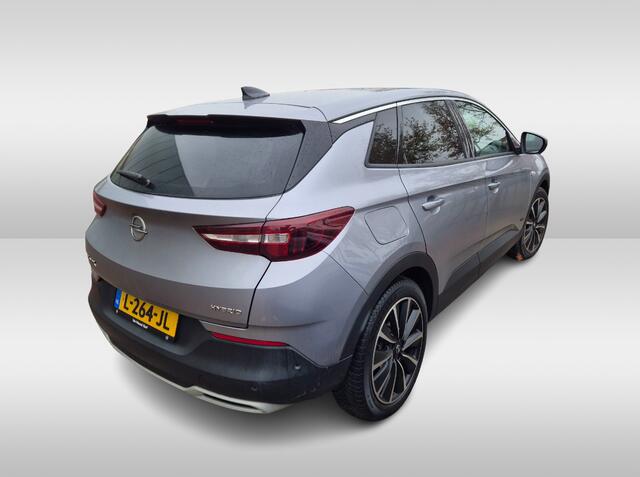 Opel Grandland X 1.6 Turbo Hybrid Business Elegance / 360Camera / CarPlay / Navigatie / Keyless / 19'' / Stoel+Stuurverwarming / Dodehoek / DAB / Cruise Control