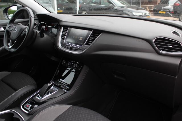 Opel Grandland X 1.6 Turbo Hybrid Business Elegance / 360Camera / CarPlay / Navigatie / Keyless / 19'' / Stoel+Stuurverwarming / Dodehoek / DAB / Cruise Control