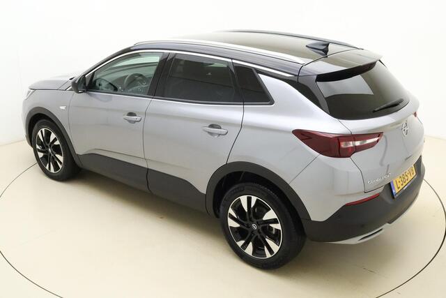 Opel Grandland X 1.2 Turbo 130pk Innovation | Navigatie | Camera | Climate control | Elektrische achterklep | LED koplampen | Lichtmetalen velgen | Zwart dak