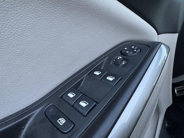 Opel Grandland X 1.2 Turbo Business Executive | Pano | Clima | Half Leder | PDC | Navi | Camera | Stoelverwarming | Led | Trekhaak |