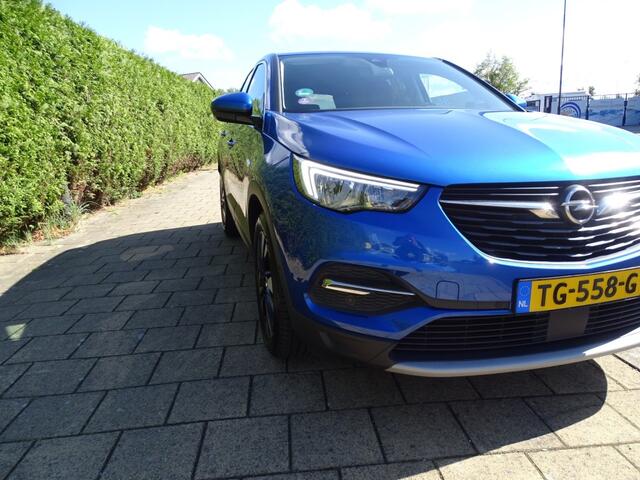 Opel Grandland X 1.2 TURBO BNS EXEC-131Pk-Automaat-Clima-Media app-Carplay-Pdc-Navi