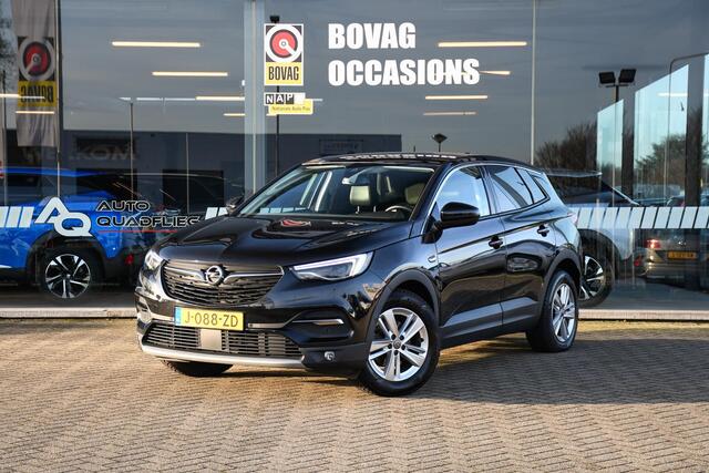 Opel Grandland X 1.2 Turbo Business Executive APPLE CARPLAY/ NAVI