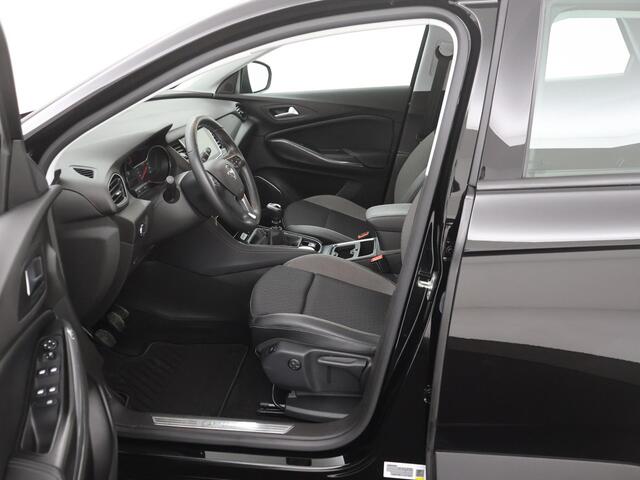 Opel Grandland X 1.2 Turbo 130PK Business Executive TREKH|NAVI|AGR-STOEL|CAMERA|CRUISE|PDC|18INCH