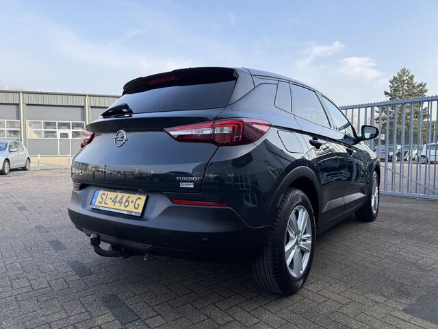 Opel Grandland X 1.2 Turbo Online Edition Navigatie, Parkeersens, Trekhaak, Climate contr, etc..