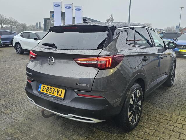 Opel Grandland X 1.6 Turbo Hybrid4 Ultimate Plug in hybrid | Stoelverwarming | Elektrisch bedienbare achterklep | Achteruitrijcamera | Half leder | LED verlichting | Trekhaak | PDC v+a