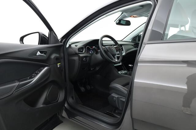 Opel Grandland X 1.2 Turbo Business Elegance | Navi | Apple CarPlay | 18 '' | Dodehoekdet. | Camera | Cruise | PDC | LED