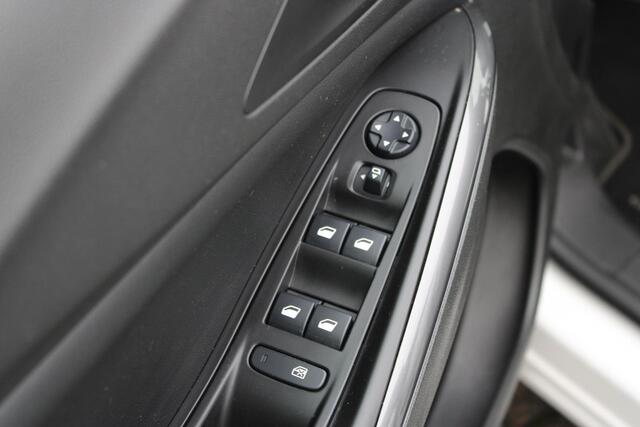 Opel Grandland X 1.2 Turbo Business Elegance Led/Camera/AppleAndroid