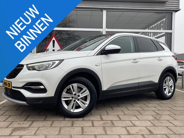 Opel Grandland X 1.2 Turbo Business Executive /Automaat/Climate/Cruise/Pano/Apple carplay/Trekhaak/