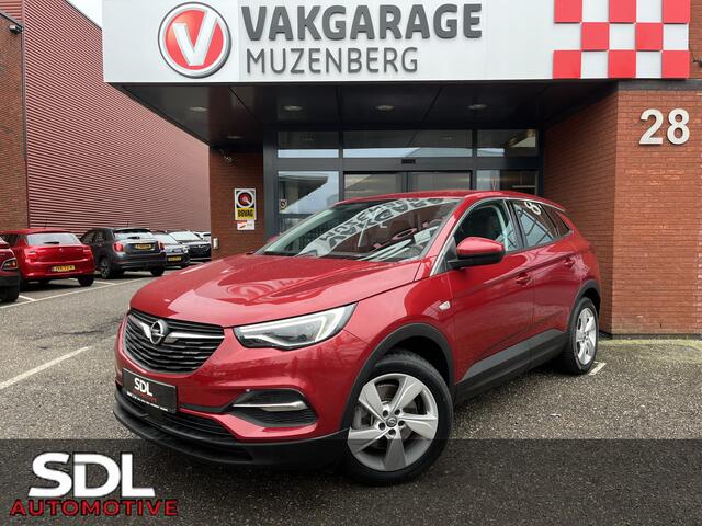 Opel Grandland X 1.6 Turbo Hybrid Business Edition // ADAPT. CRUISE // CAMERA+SENSOREN // NAVI+CARPLAY // STOELVERWARMING // FULL LED //