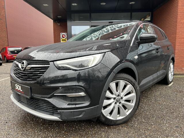 Opel Grandland X 1.6 Turbo 300PK!! Hybrid4 Innovation // FULL LED // APPLE CARPLAY / ANDROID AUTO // CAMERA // PDC V+A // DAB