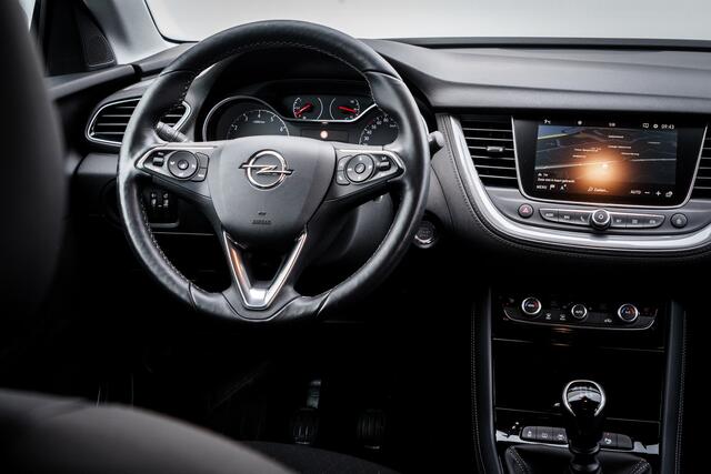 Opel Grandland X 1.2 131 PK Turbo Innovation | Db-Riem is Vervangen | Hoge Zit | Ned auto | Clima | | Trekhaak | Pdc | Camera | Ergonomische stoelen | Stoel Verw | Led | Keyless |