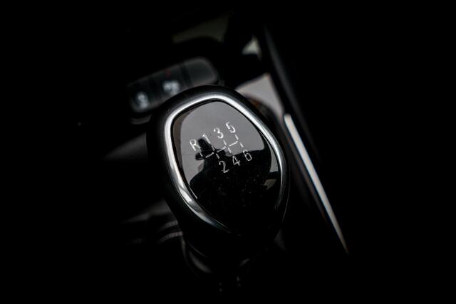 Opel Grandland X 1.2 131 PK Turbo Innovation | Db-Riem is Vervangen | Hoge Zit | Ned auto | Clima | | Trekhaak | Pdc | Camera | Ergonomische stoelen | Stoel Verw | Led | Keyless |