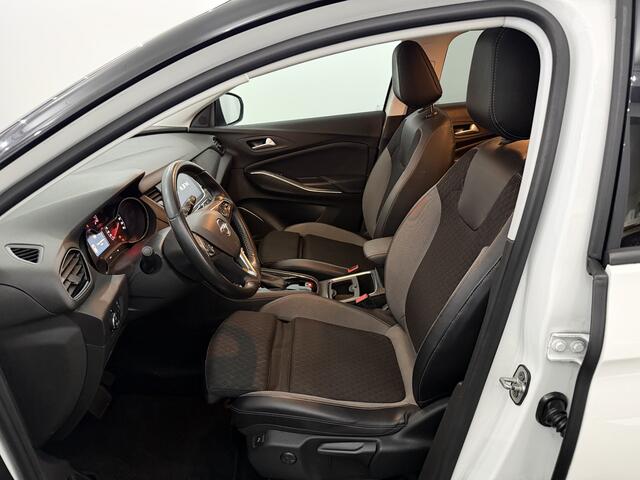 Opel Grandland X 1.2 Turbo Business Executive Half leder, Camera, Navi, Rijstrook correctie, A start stop, Keyless start, Clima, Elektrische achterklep