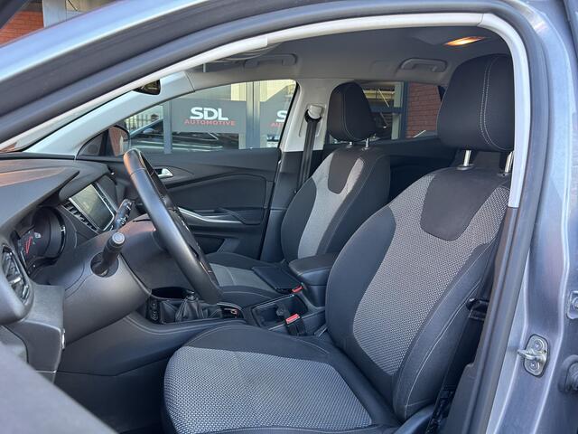 Opel Grandland X 1.2 Turbo Innovation 130PK // LED // CAMERA // PDC V+A // CLIMA // NAVI + CARPLAY