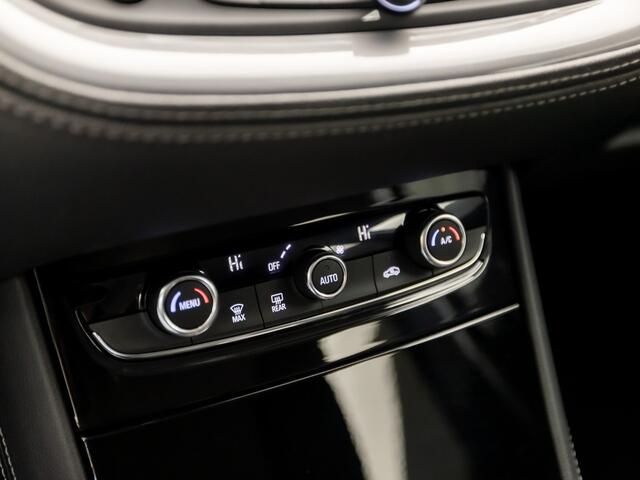 Opel Grandland X 1.2 Turbo Sport (APPLE CARPLAY, GROOT NAVI, CLIMATE, LEDER, GETINT GLAS, SPORTSTOELEN, PARKEERSENSOREN, LANE ASSIST, NIEUWSTAAT)