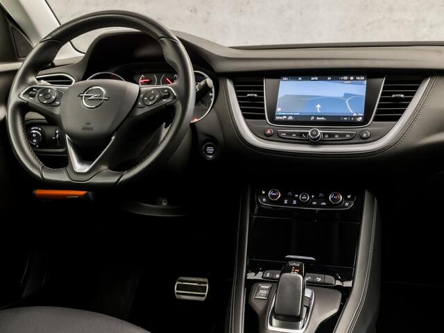 Opel Grandland X 1.6 Turbo Hybrid4 Ultimate Sport 300Pk Automaat (APPLE CARPLAY, MEMORY SEATS, LEDER, STOELVERWARMING EN KOELING, ADAPTIVE CRUISE, 360 CAMERA, DRIVE MODE, GETINT GLAS, NIEUWSTAAT)