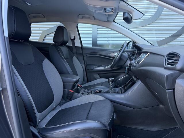 Opel Grandland X 1.2 Turbo Business + 2e Eigenaar|Navi|Camera|Trekhaak|D-riem v.v. in 2025|Clima|Cruise|Carplay|N.A.P|APK tot 02-2027