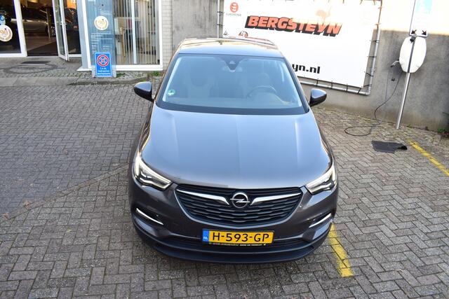 Opel Grandland X AUTOMAAT 1.2 Turbo Edition