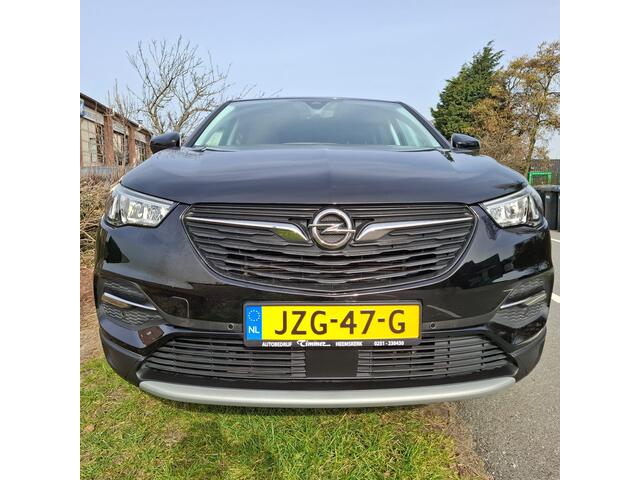 Opel Grandland X 1.6 Turbo Hybrid Elegance