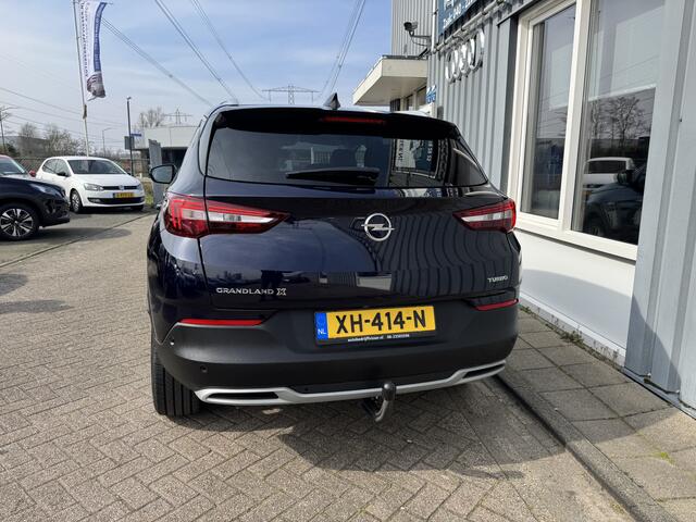 Opel Grandland X 1.2 Turbo Business Executive