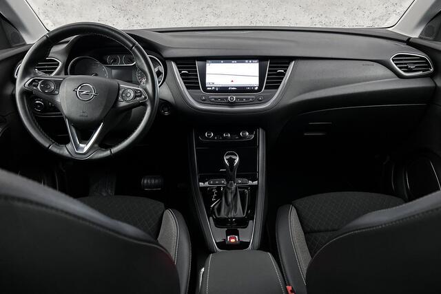 Opel Grandland X 1.2 Turbo Business Executive | Trekhaak | Half lederen bekleding | Camera