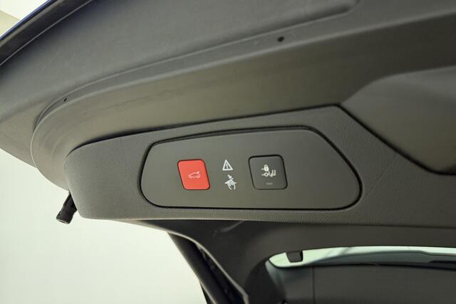 Opel Grandland X 1.2 Turbo Innovation 130PK | Elektrische achterklep | Stoelverwarming & stoelverkoeling | Lederen bekleding | Trekhaak | Full LED | Navigatie | Apple Carplay/Android Auto | Verwarmd stuurwiel