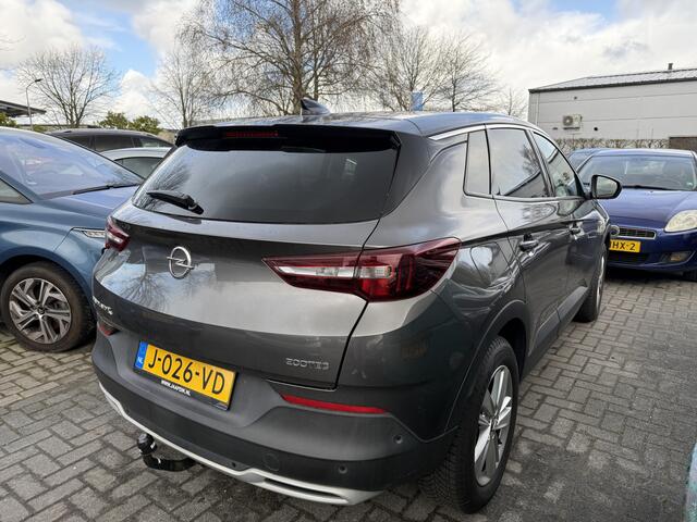 Opel Grandland X BWJ 2020 1.2 130 PK Turbo Business Executive NIEUW BINNEN !!