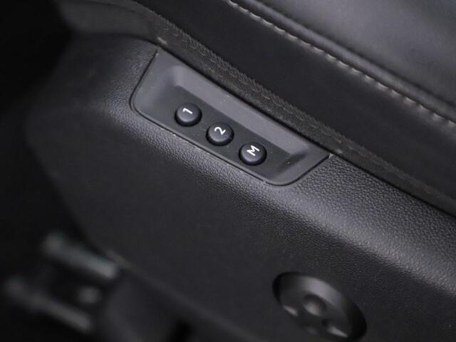 Opel Grandland X 1.2 Turbo Business Executive Pano/Leder/Nav/Camera /Stoelverw-Koeling/Denon/Led/Keyless/Blindspot/Agr/El.Klep