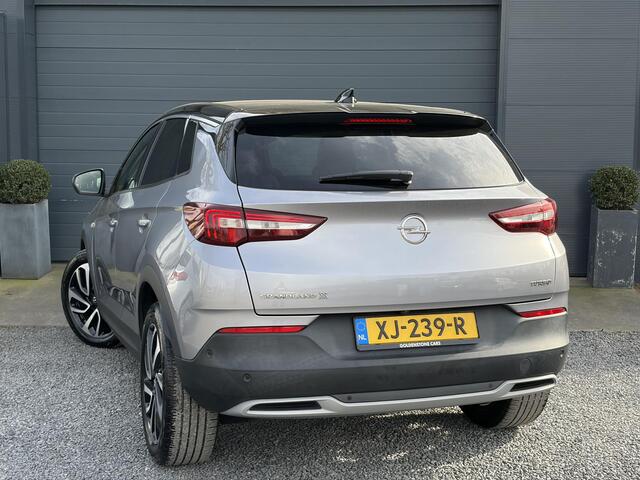 Opel Grandland X 1.2 Turbo Ultimate 1e Eigenaar,360° Camera,Pano,Navi,Stoelverw,Keyless,Rijstrooksensor,BSD,131pk,6 Bak,N.A.P,Pdc V+A,Lm velgen,Halfleder,Dealer Onderhouden,Net beurt gehad,Apk tot 01-2027