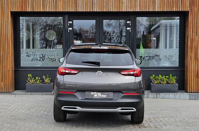Opel Grandland X 1.2 Turbo Business Executive stoel/stuur verwarming. automaat. achteruitrijcamera. nieuwe riem.