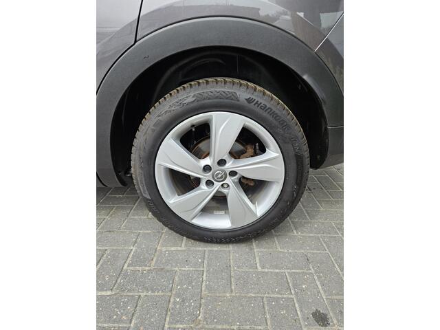 Opel Grandland X 1.2 Turbo Business Executive stoel/stuur verwarming. automaat. achteruitrijcamera. nieuwe riem.